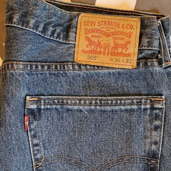 Levis 505 Men Regular Fit Denim Jean W36 L32 - Picture 5 of 7